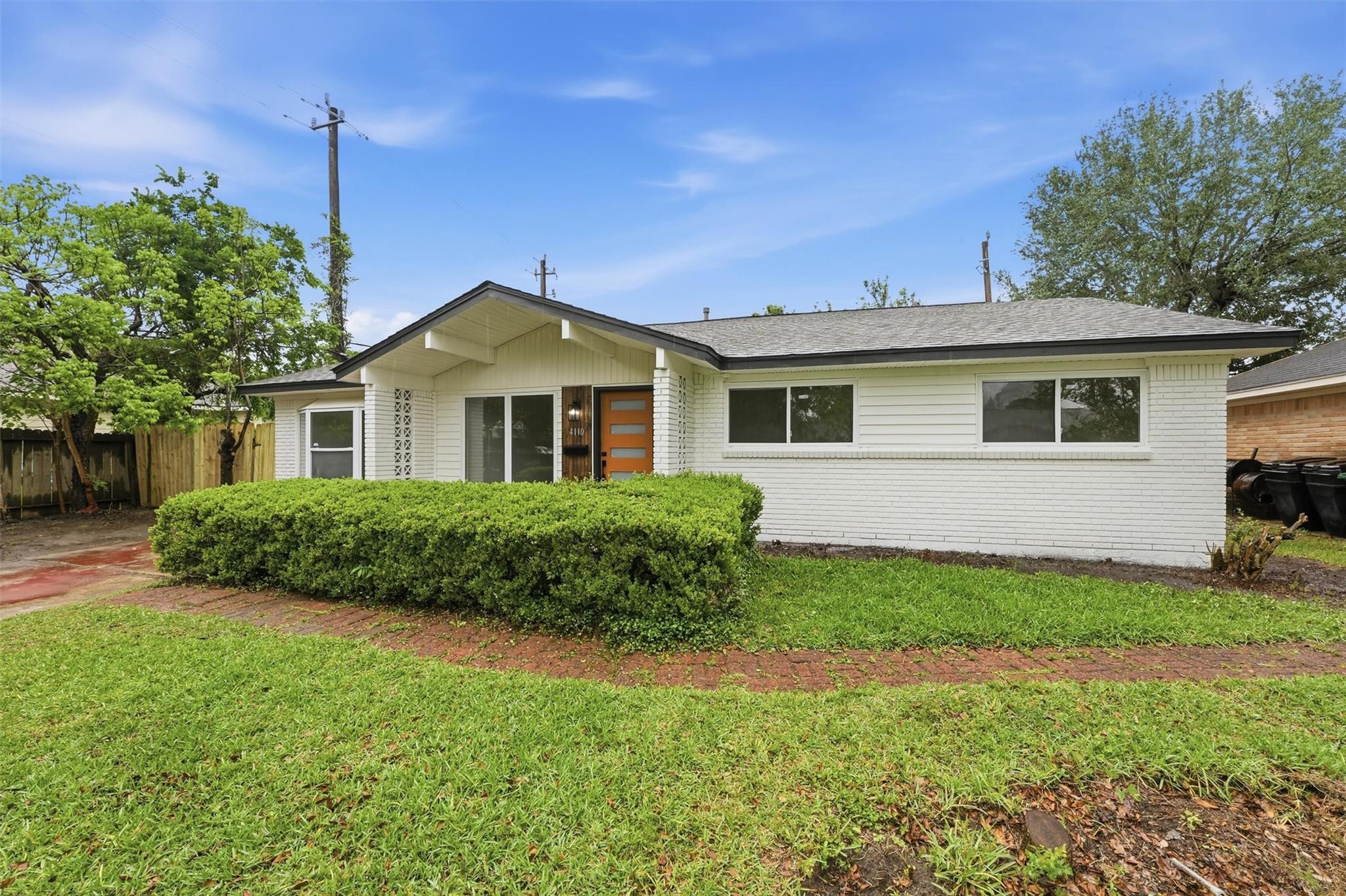 4110 Brookston St, Houston, TX 77045 photo
