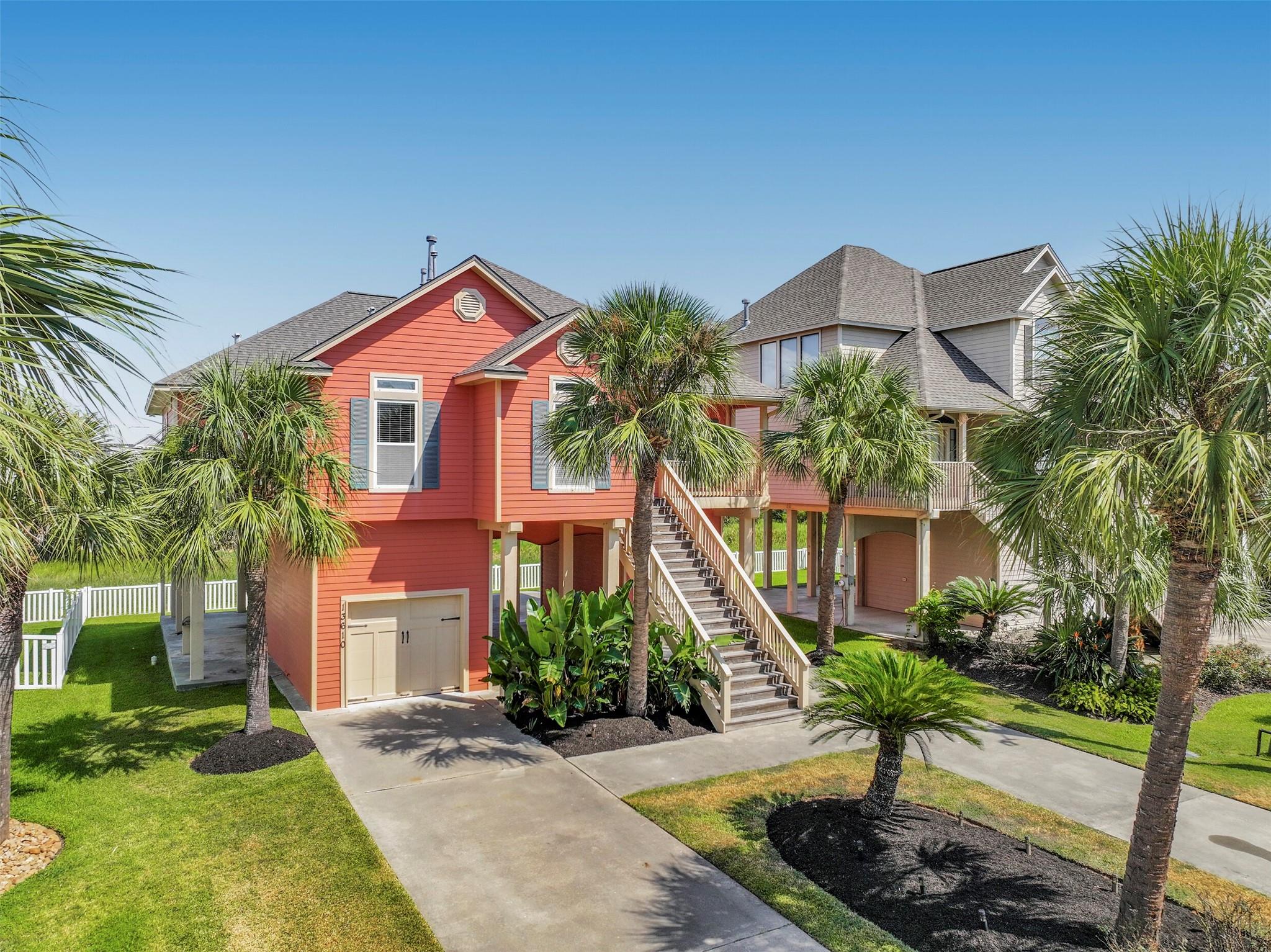 13610 Windlass Cir, Galveston, TX 77554 photo