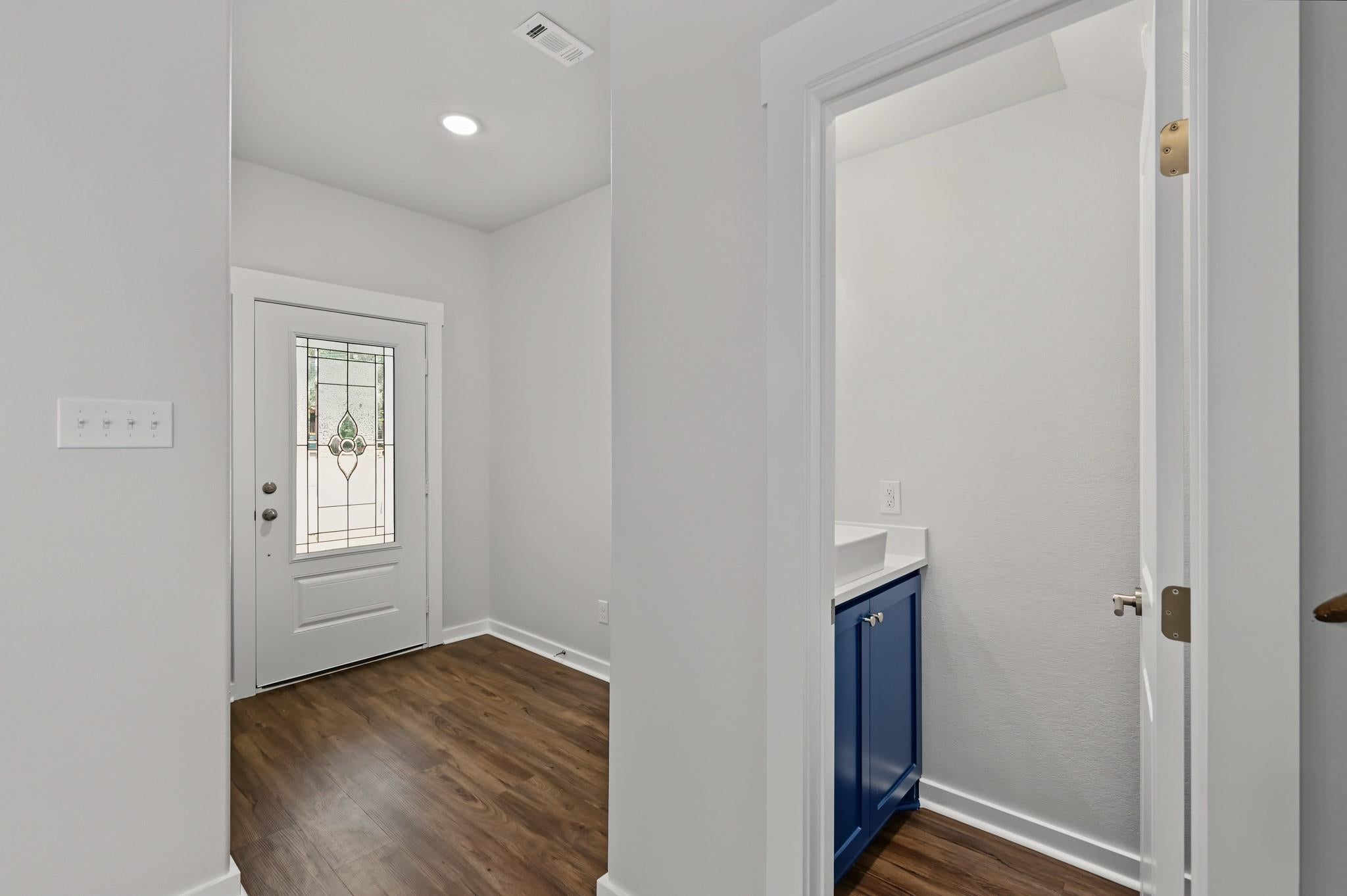 117 Sun City Ln, Conroe, TX 77304 photo
