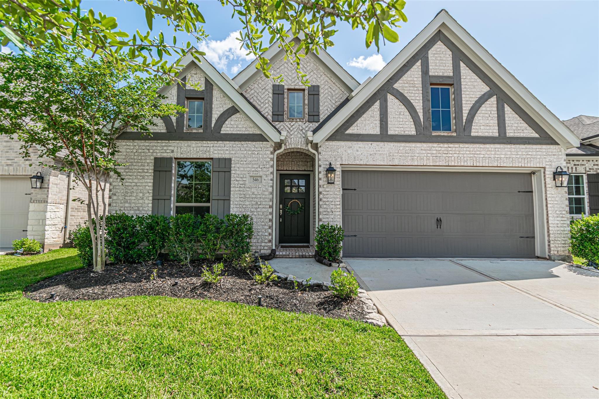 546 Cedar Harbor Ct, Conroe, TX 77304
