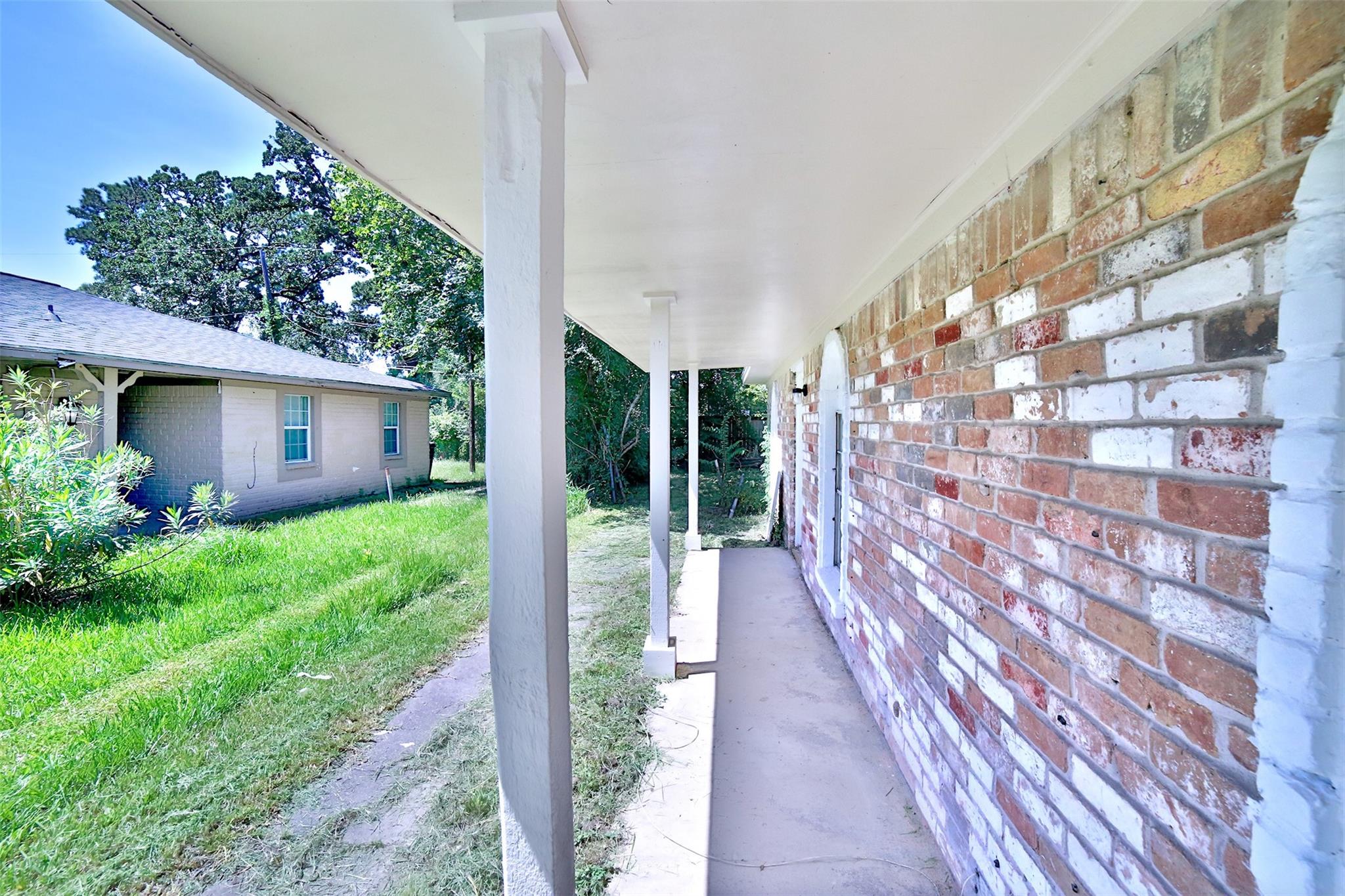 9409 Kentshire Dr, Houston, TX 77078 photo