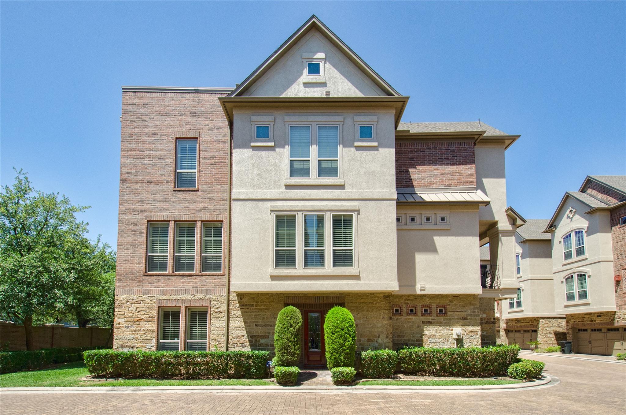 5303 Perrington Heights Ln, Houston, TX 77056