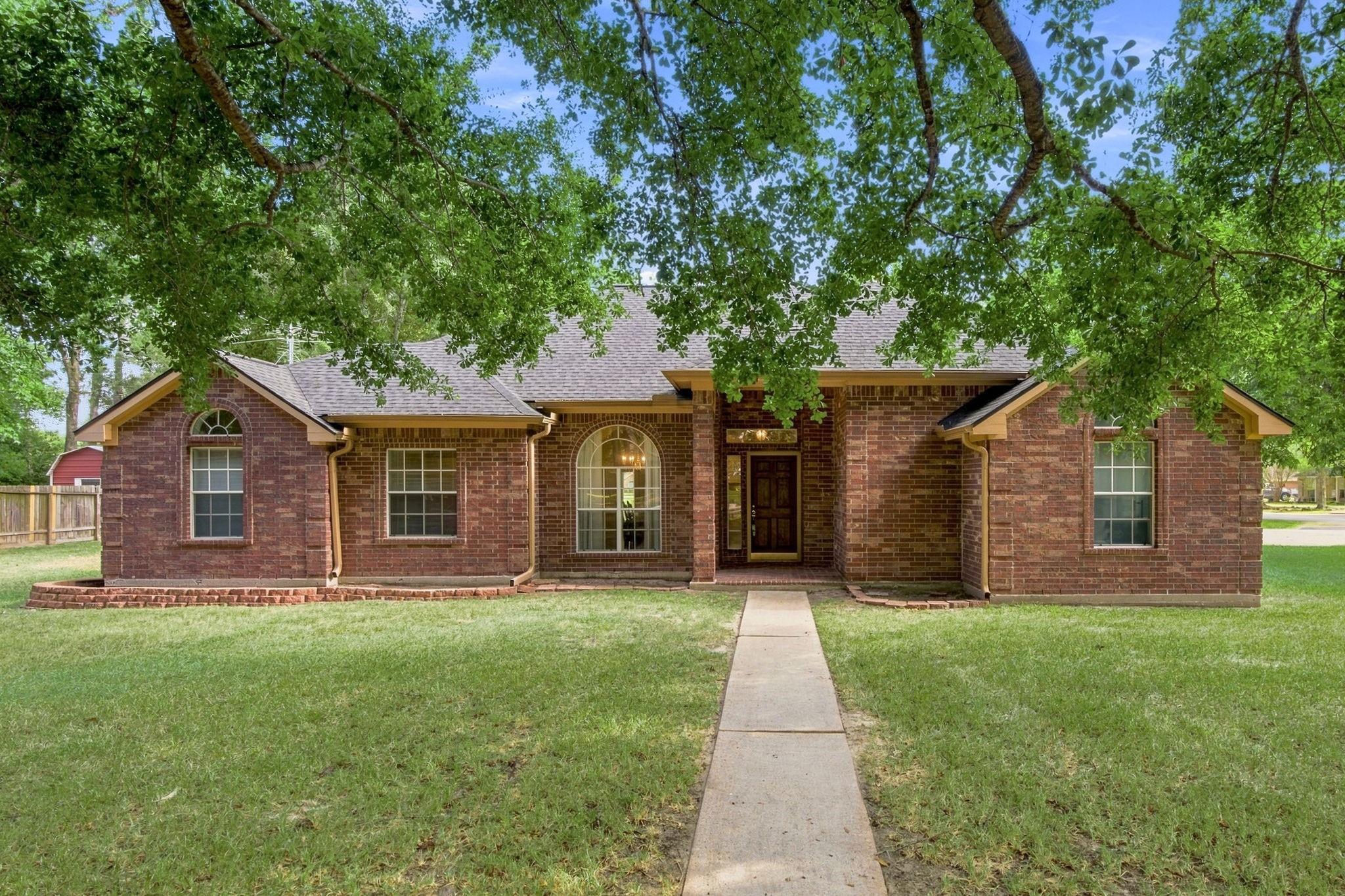 5915 Pacco Ln, Magnolia, TX 77354