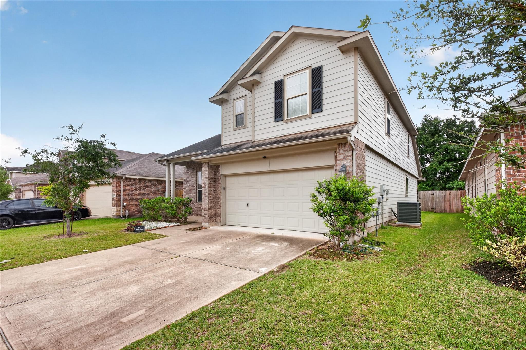 2518 Cold River Dr, Humble, TX 77396 photo
