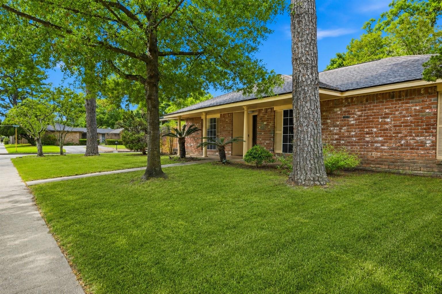 11503 Chetman Dr, Houston, TX 77065 photo