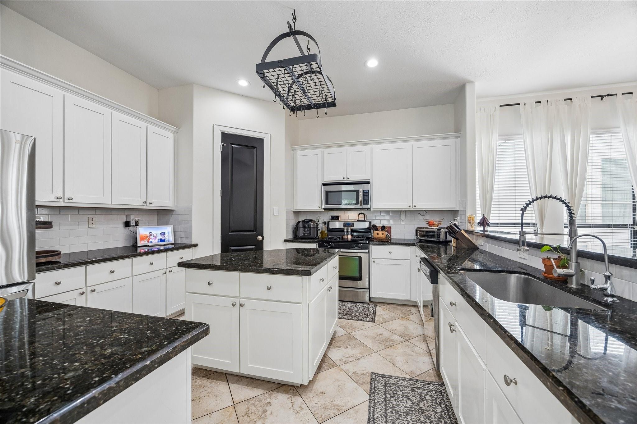 1410 Malone St #C, Houston, TX 77007 photo