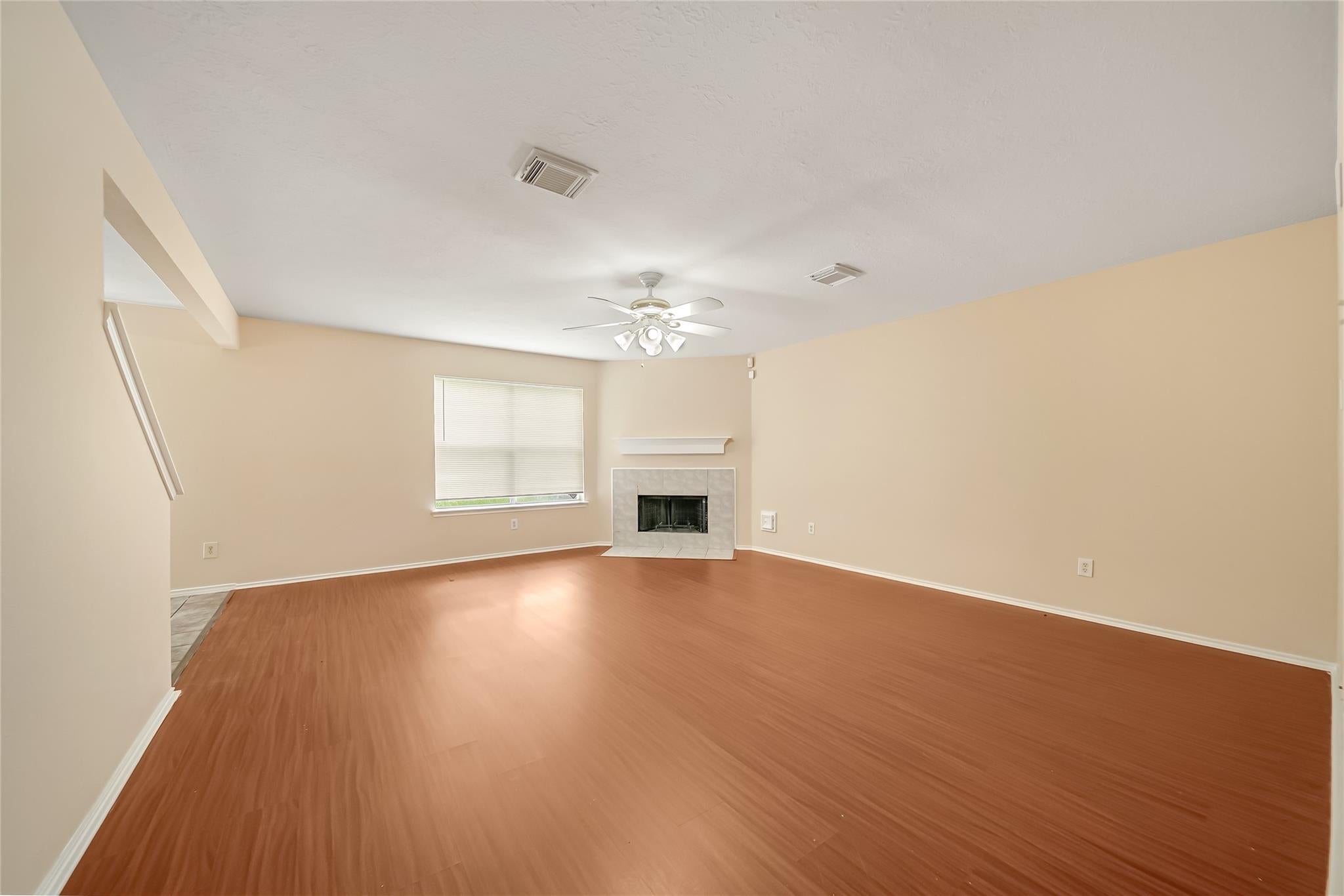 1938 Courtside Place Dr, Missouri City, TX 77489 photo