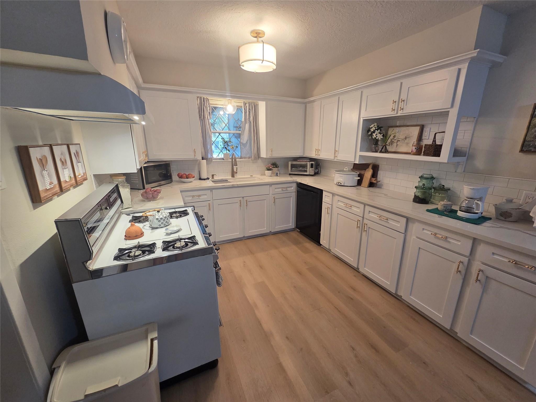 3203 Washington St, Pasadena, TX 77503 photo