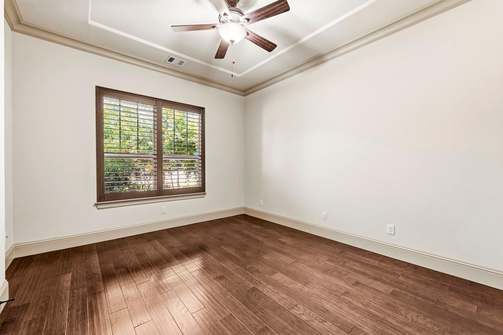 3 Shearling Ct, The Woodlands, TX 77389 photo