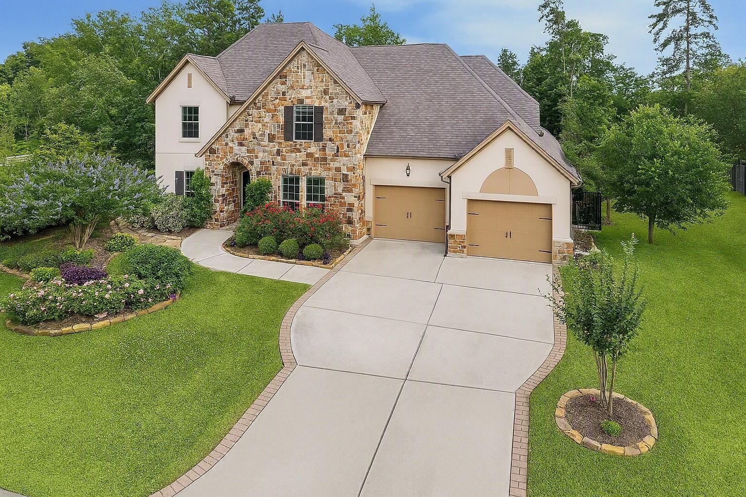 3 Shearling Ct, The Woodlands, TX 77389