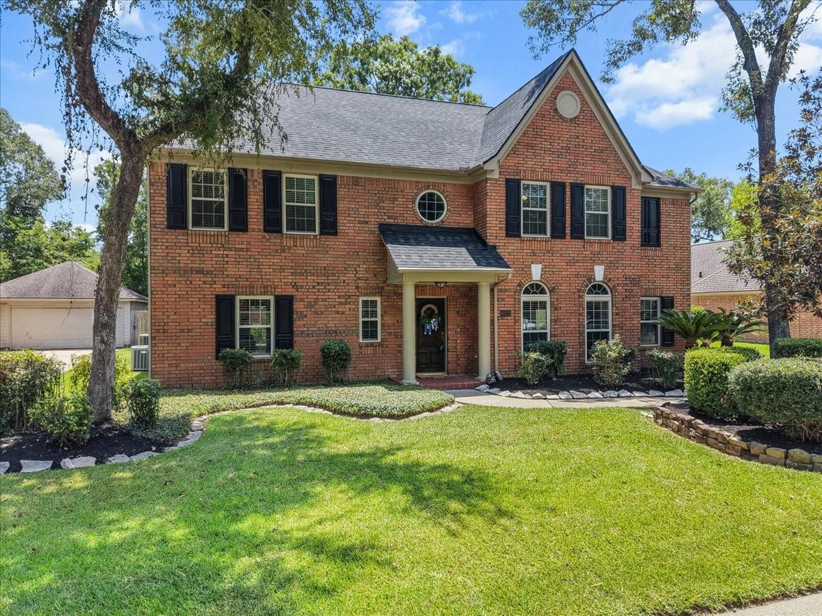 4318 Island Hills Dr, Pasadena, TX 77059