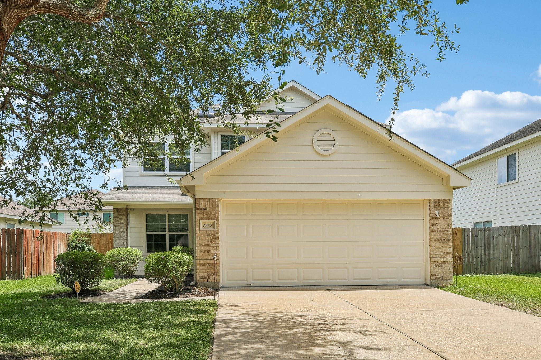 1915 Mossy Point Ct, Richmond, TX 77469 photo