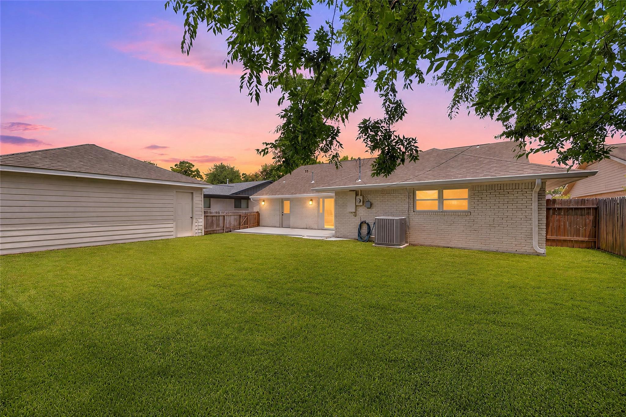 4321 Kingfisher Dr, Houston, TX 77035 photo