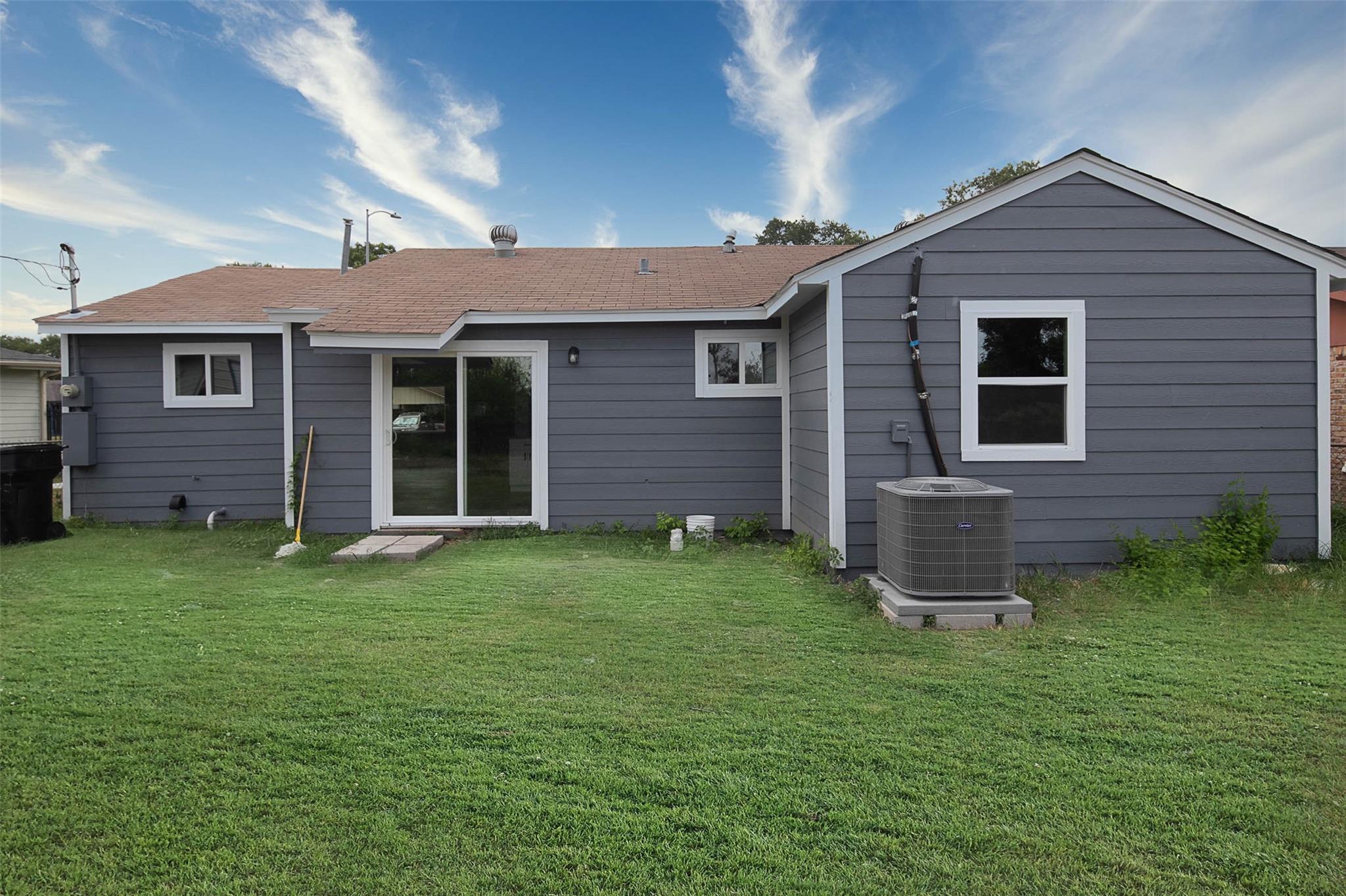 3205 Stallings Dr, Houston, TX 77088 photo