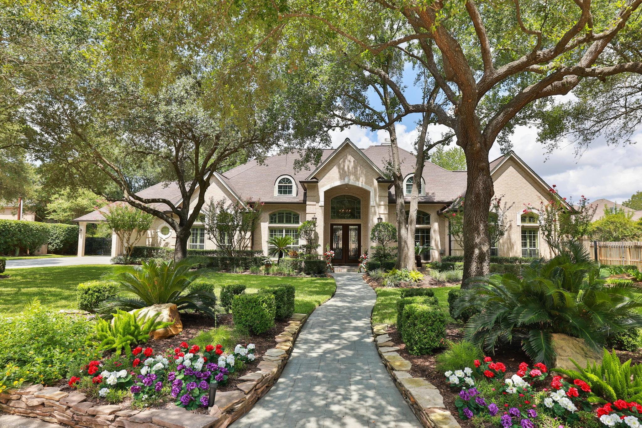 6610 Radley Dr, Spring, TX 77379