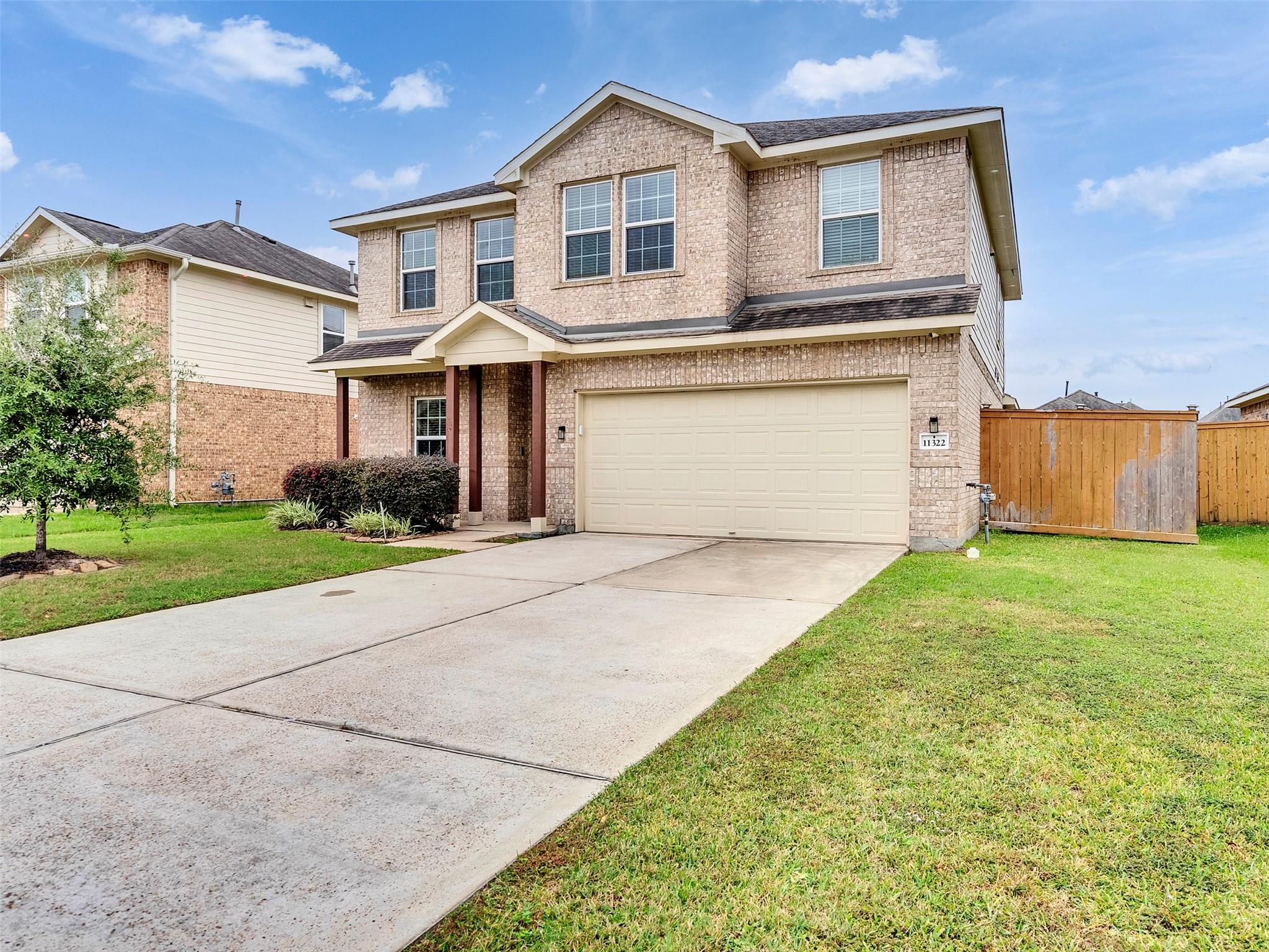 11322 Thompson Bend Dr, Humble, TX 77396 photo