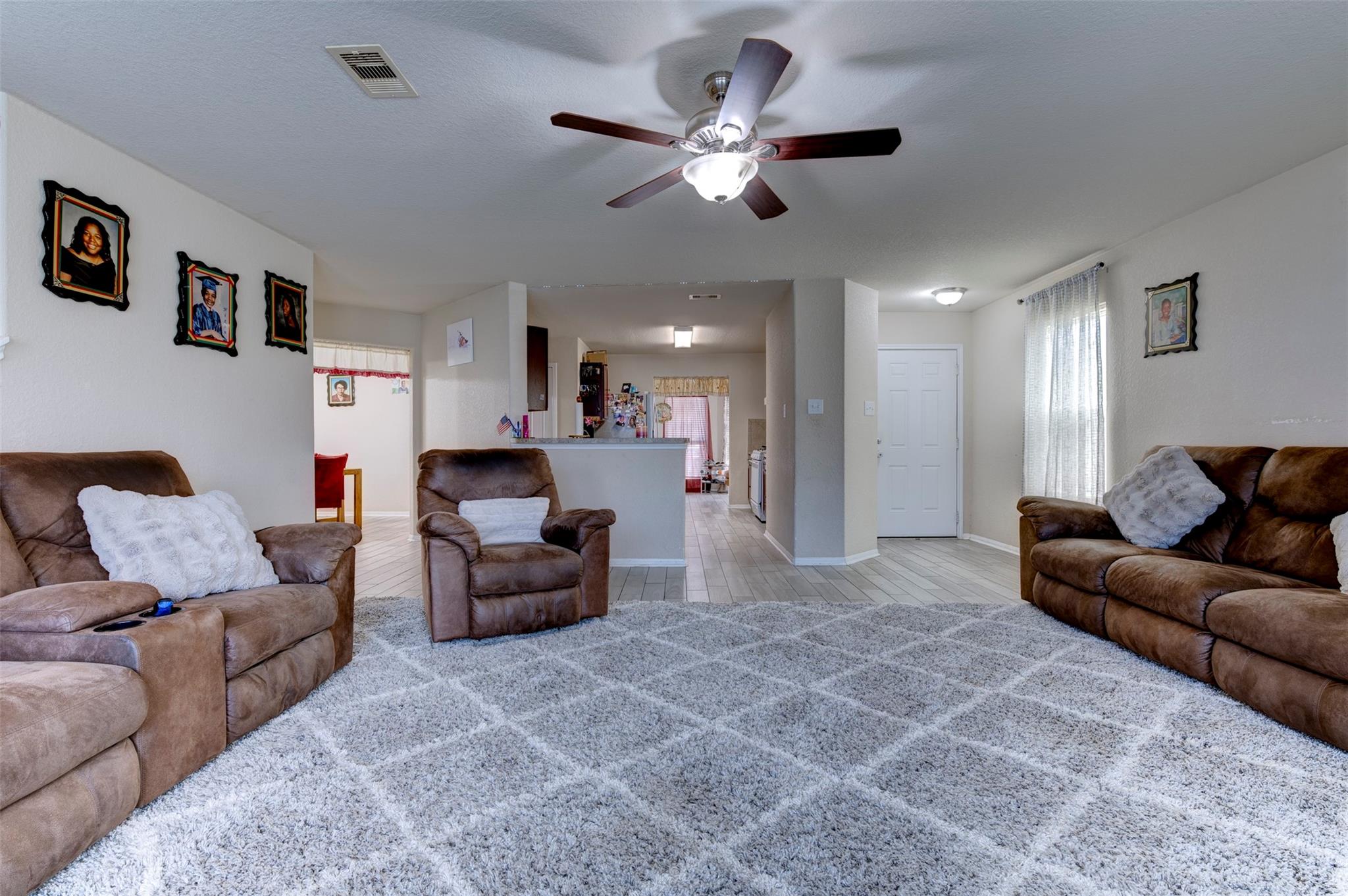 11027 E Fall Fern Cir, Houston, TX 77044 photo