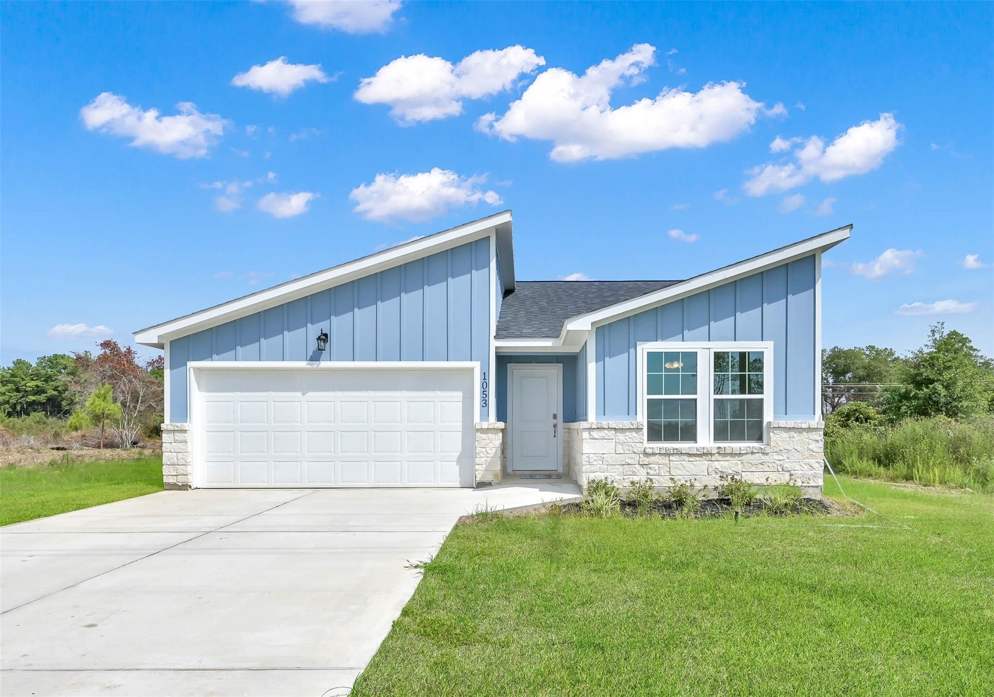 1053 Road 5740, Cleveland, TX 77327 photo