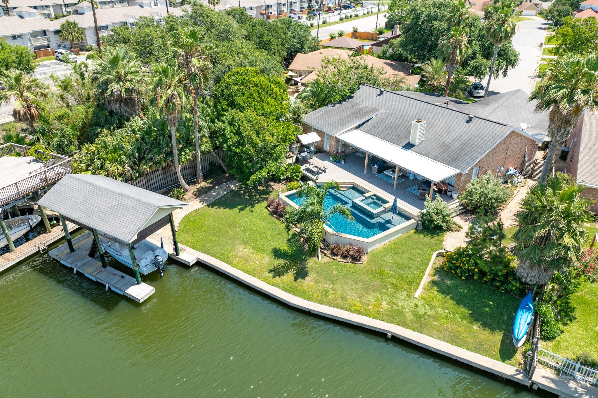 2413 Gerol Dr, Galveston, TX 77551 photo