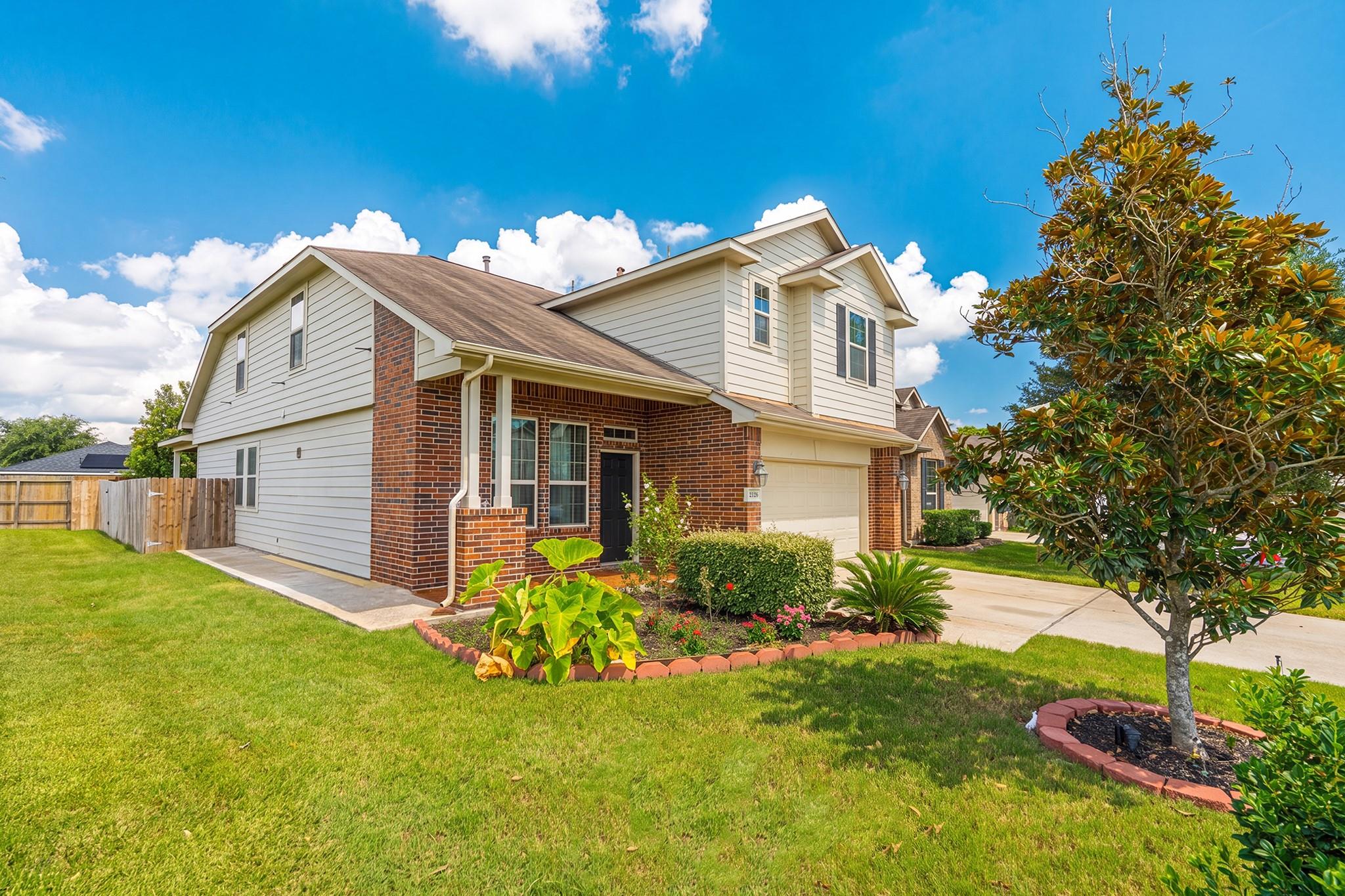2126 Silver Rimrock Trail Trl, Houston, TX 77014