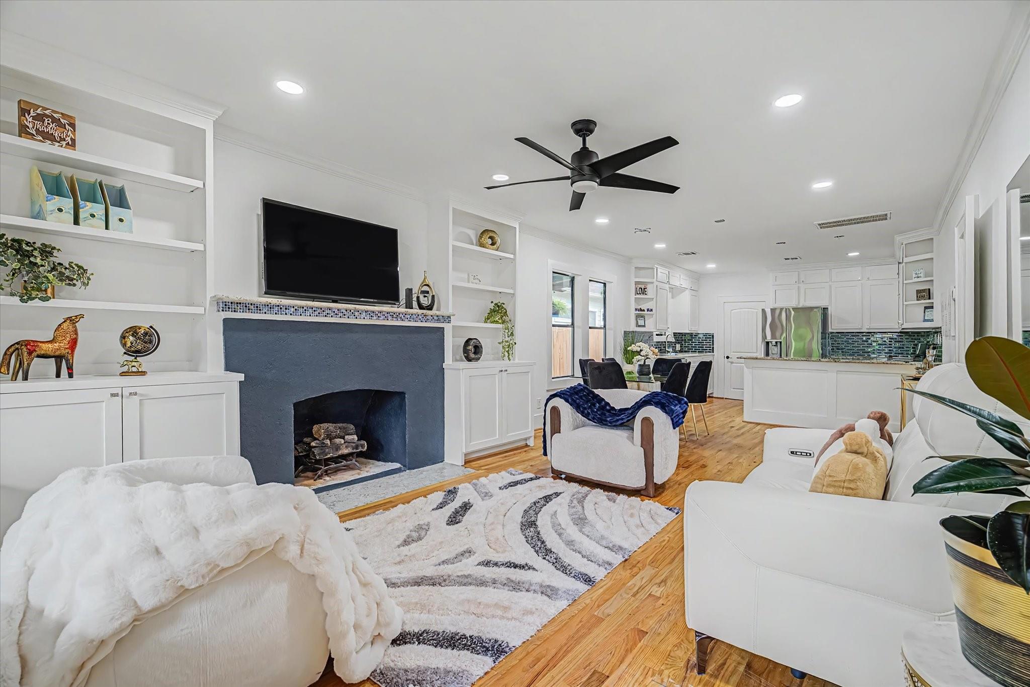 606 Vincent St, Houston, TX 77009 photo