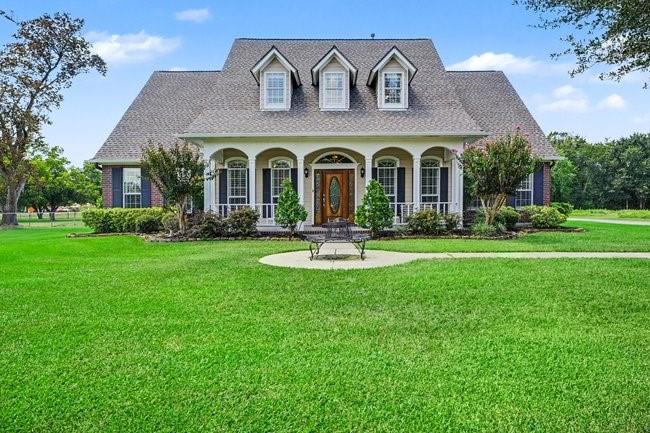 5400 Orange St, Pearland, TX 77581