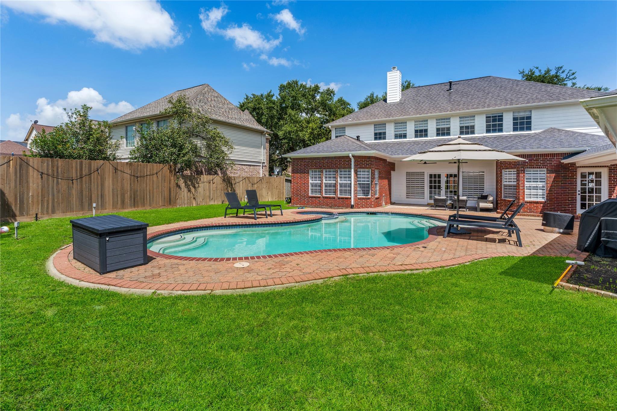 1221 Wedgewood Dr, Sugar Land, TX 77478 photo
