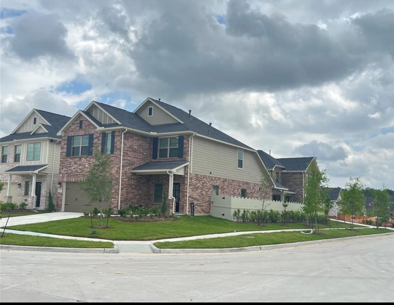 17697 Tree Of Heaven Dr, Conroe, TX 77385