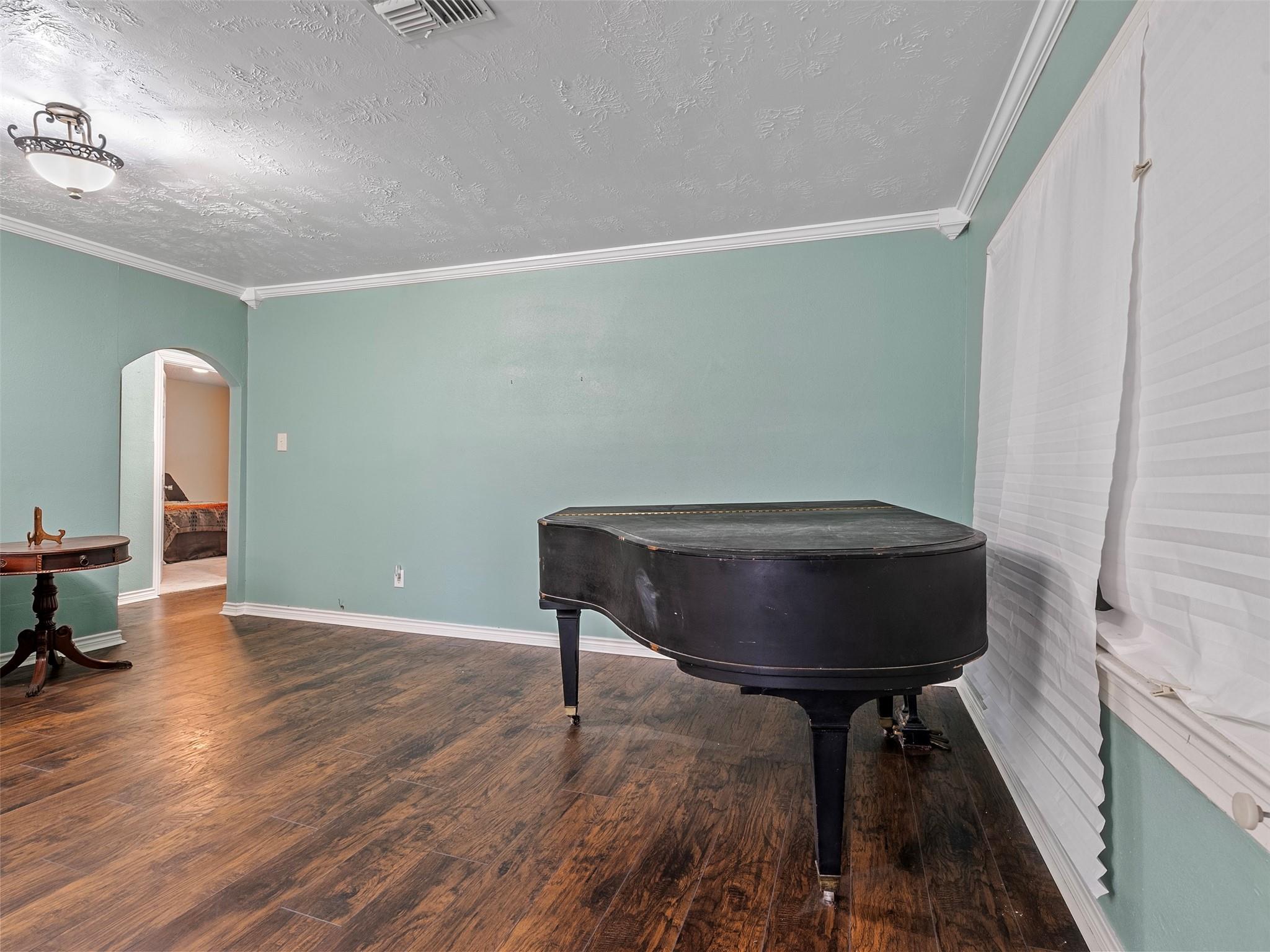 5108 Avenue L St, Galveston, TX 77551 photo