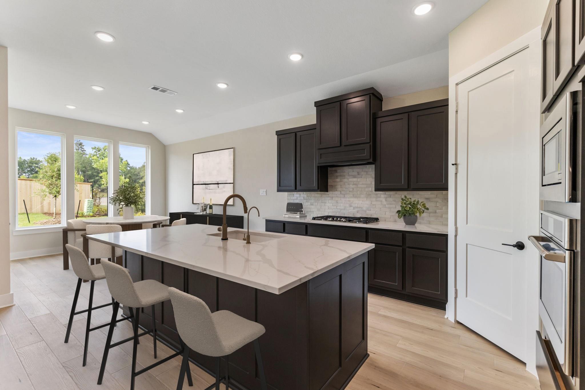 8143 Fenway Heights Dr, The Woodlands, TX 77389 photo