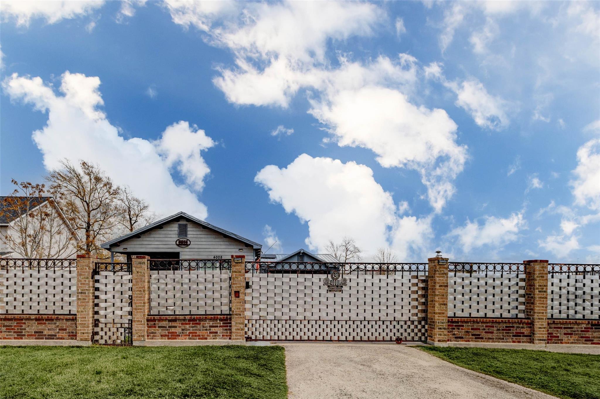 4008 Colvin St, Houston, TX 77013
