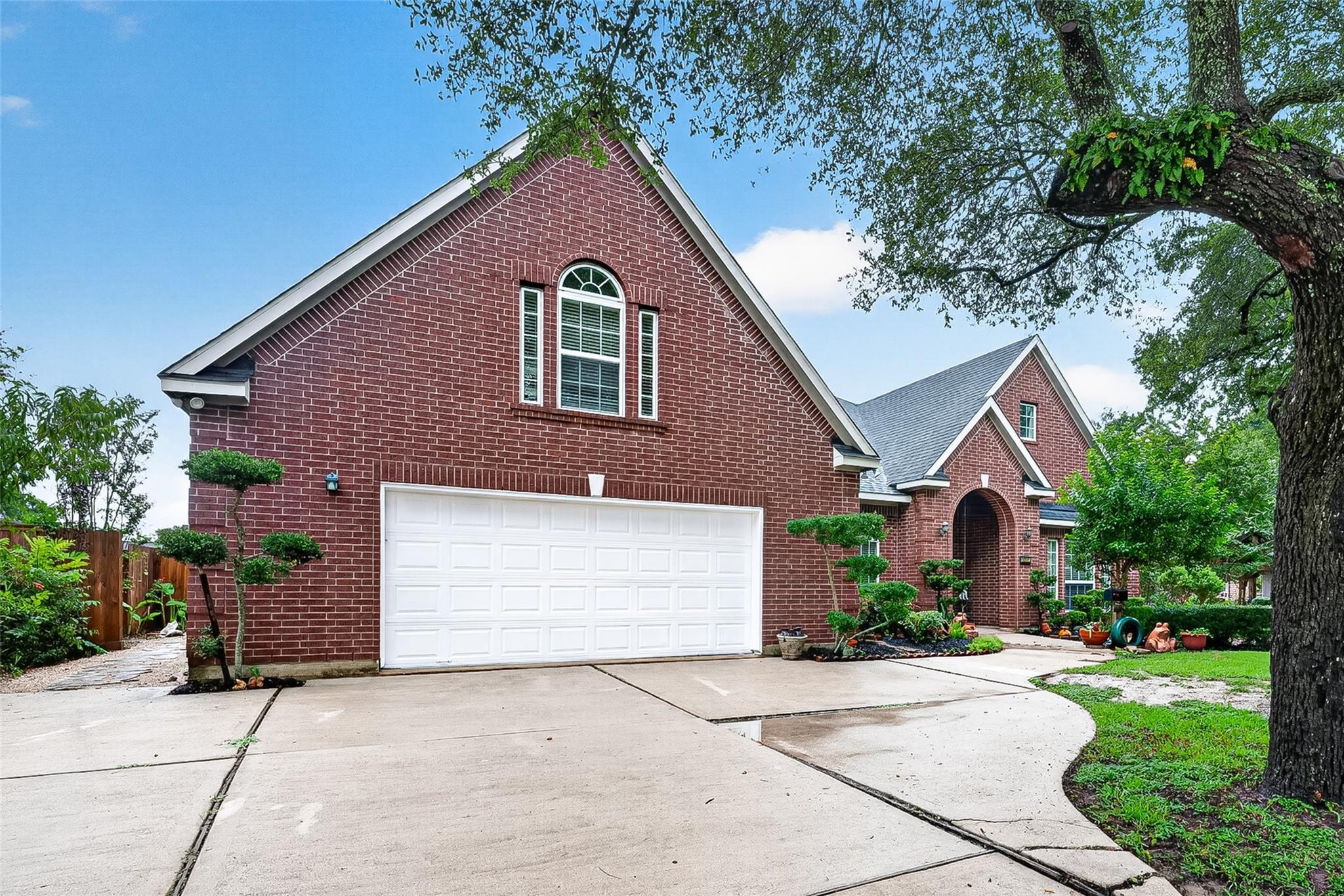 10117 Woodwind Dr, Houston, TX 77025 photo