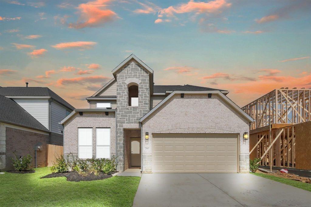 2499 Forest Cedar Ln, Conroe, TX 77301