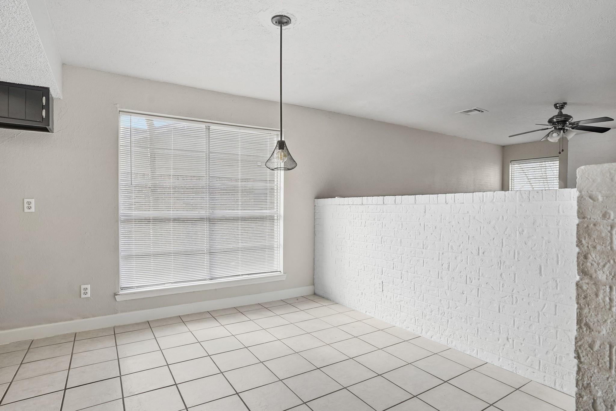 17603 Crestline Rd, Humble, TX 77396 photo