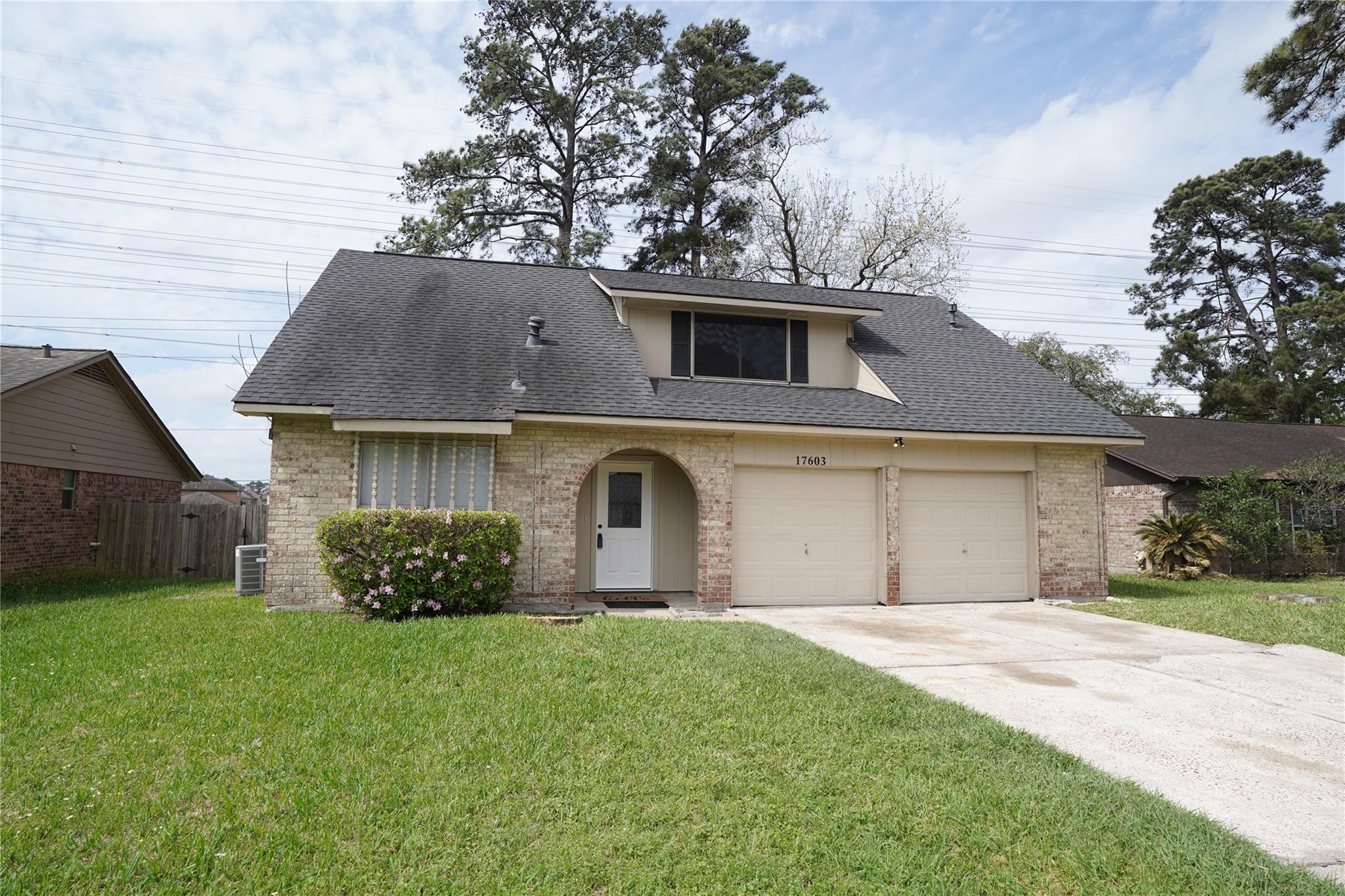 17603 Crestline Rd, Humble, TX 77396