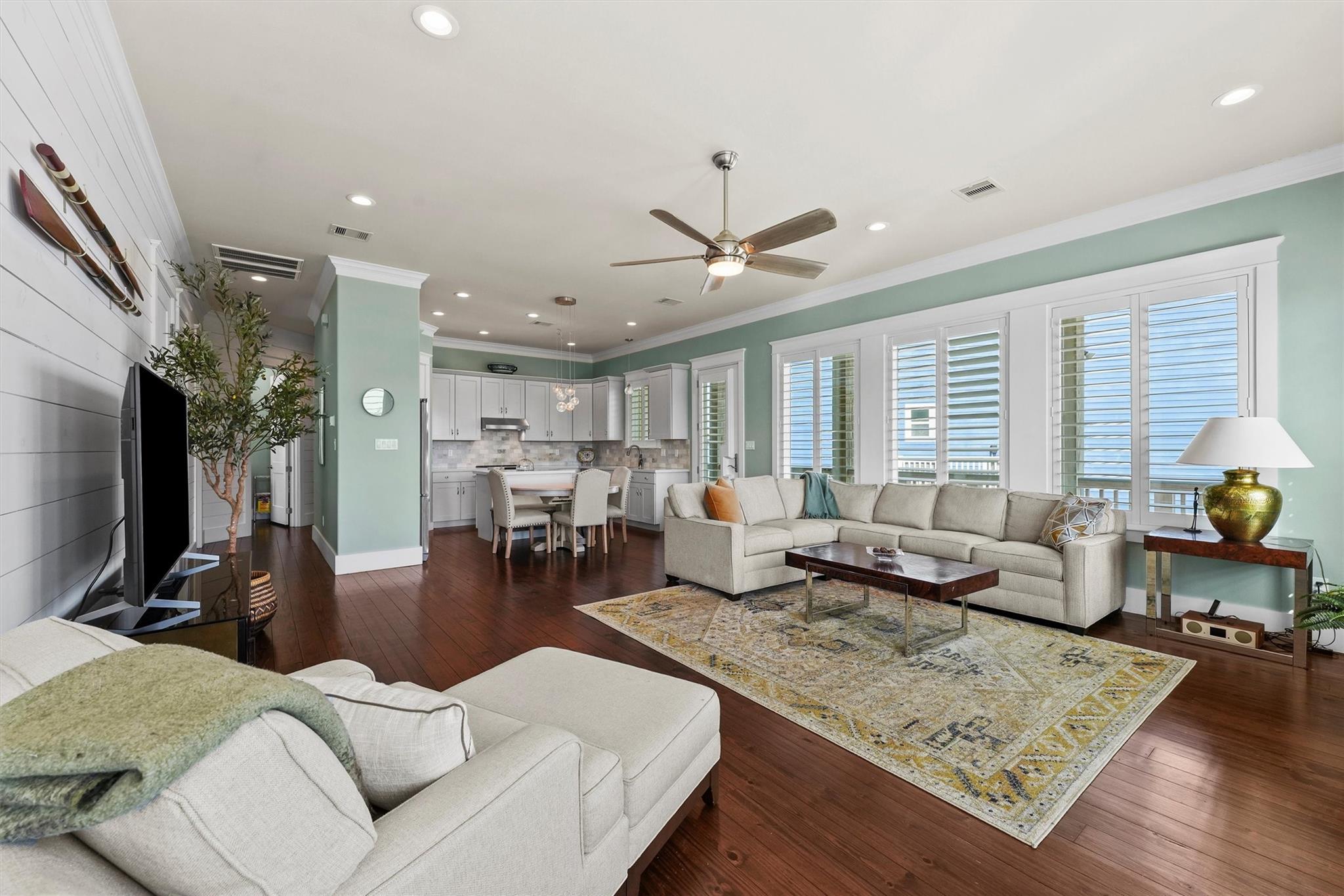25102 Sausalito Dr, Galveston, TX 77554 photo