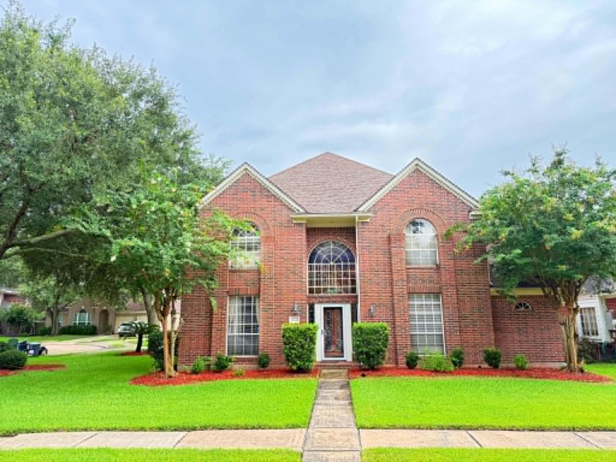 14131 Glasgow Pl, Houston, TX 77077