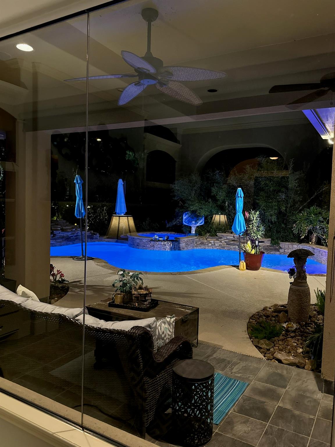 8111 Hideaway Lake Cir, Spring, TX 77389 photo