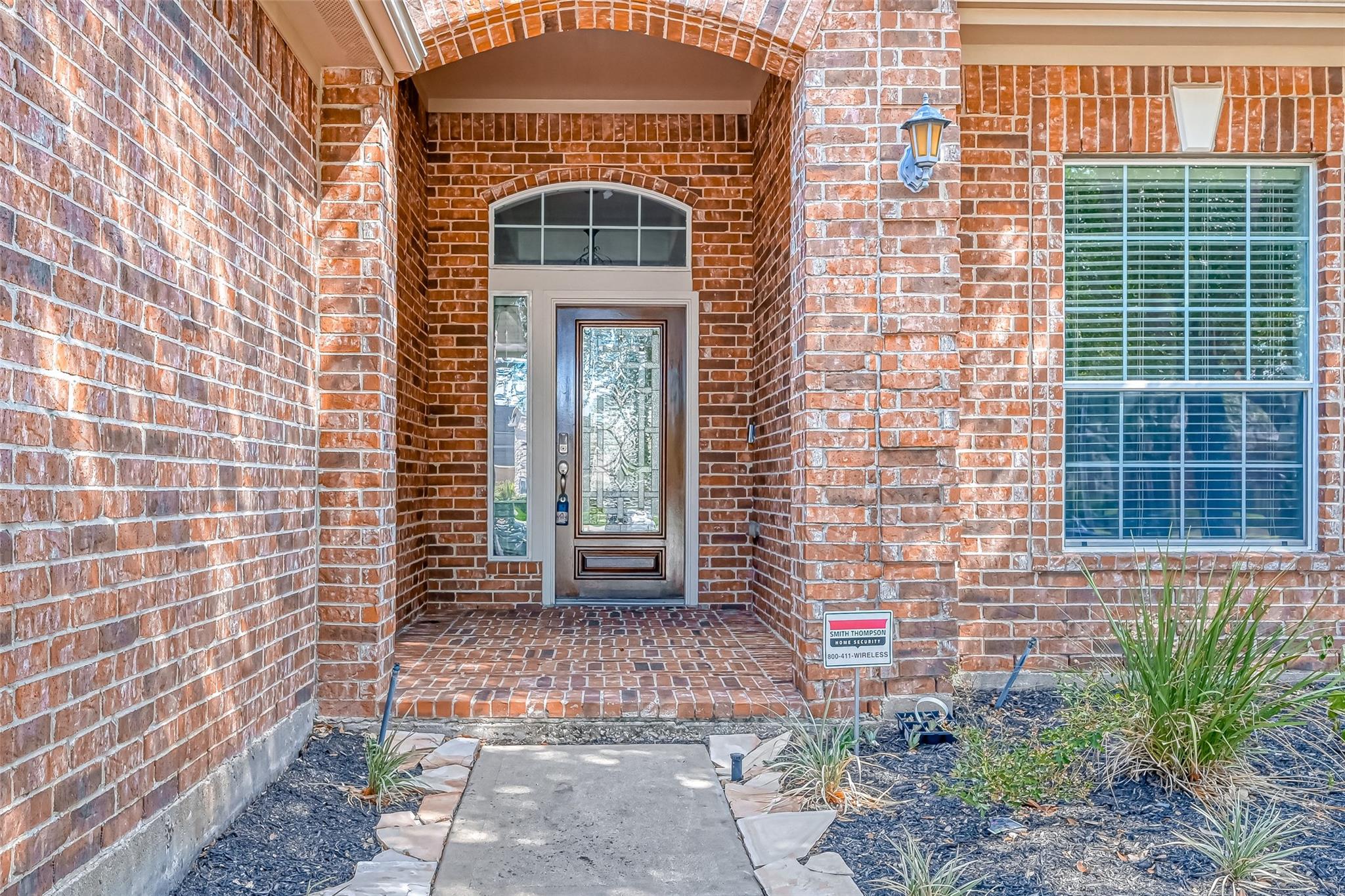13922 Normandy Ct, Sugar Land, TX 77498 photo