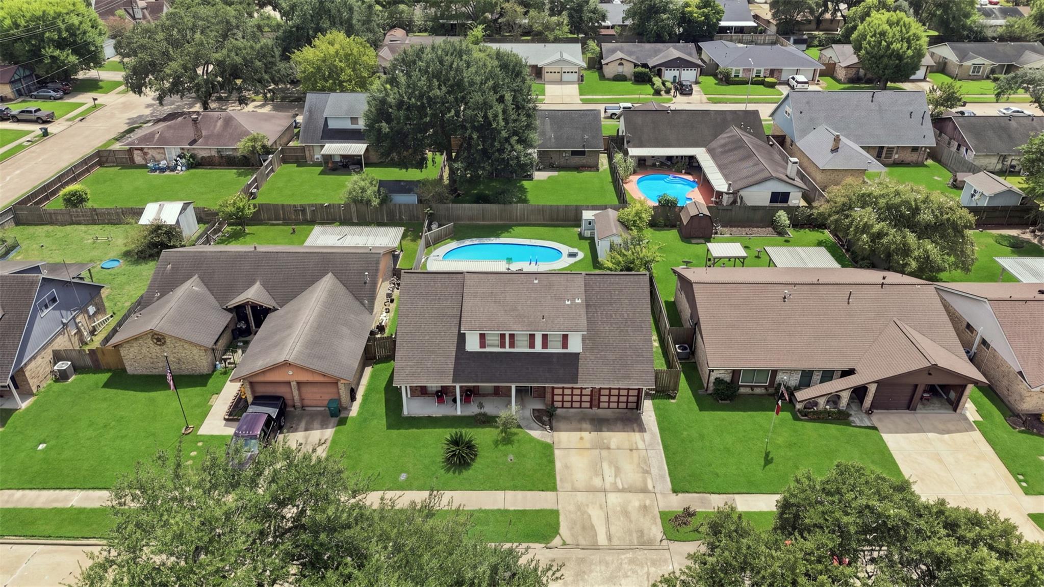 4124 Gallant Fox Dr, Pasadena, TX 77503 photo