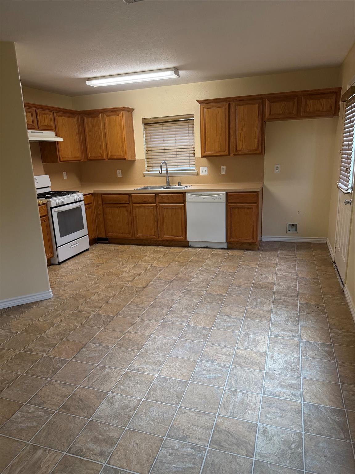 3031 Peerless Pass Ct, Spring, TX 77373 photo