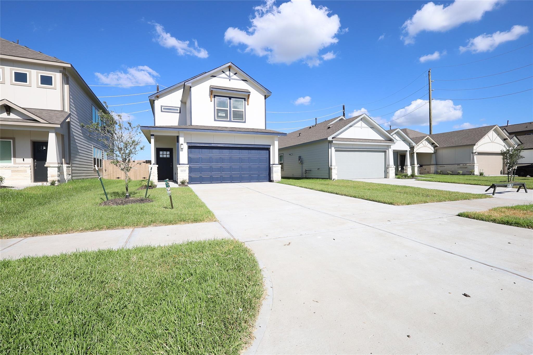 6639 Escondido Dr, Rosharon, TX 77583 photo