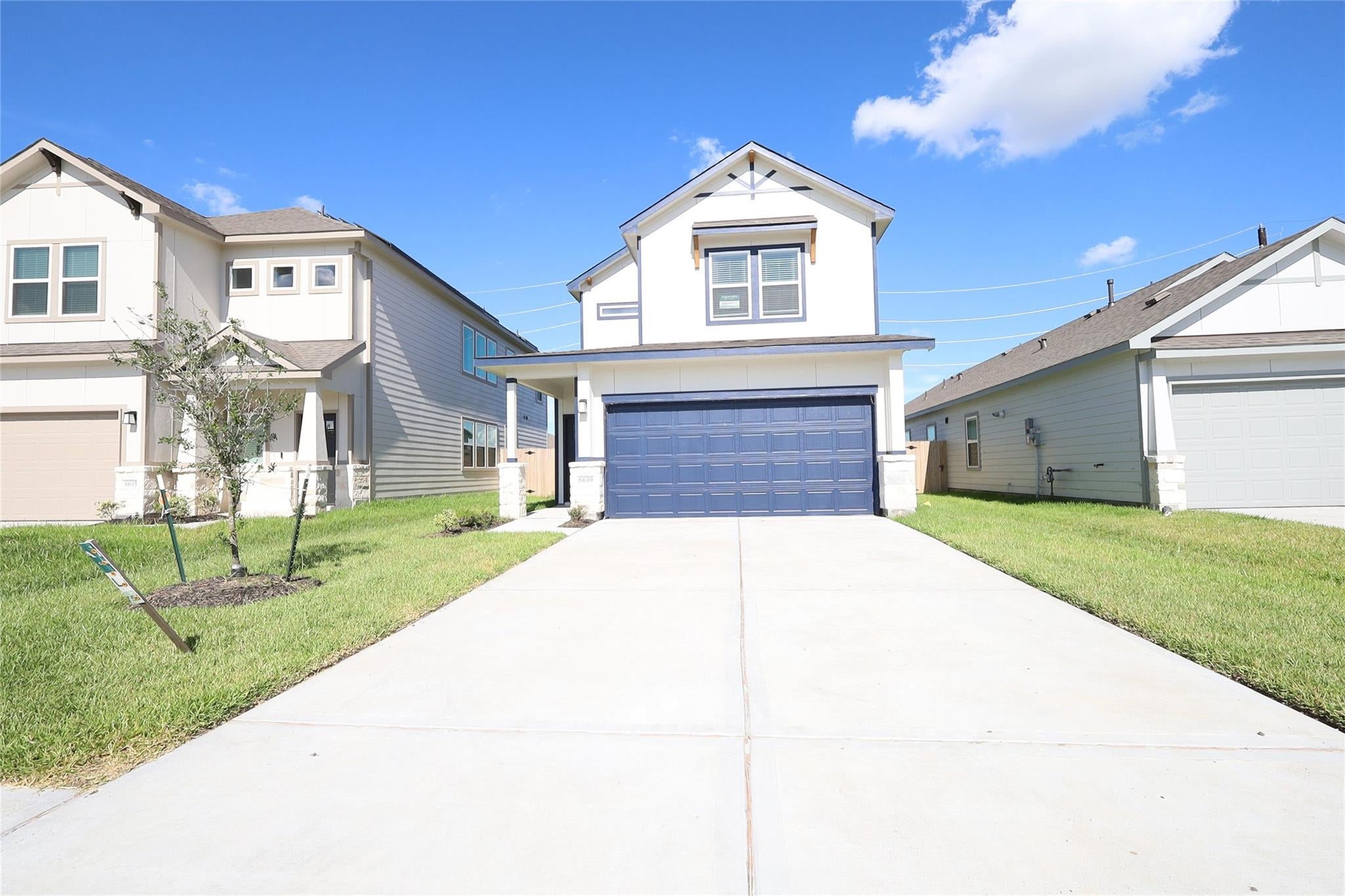 6639 Escondido Dr, Rosharon, TX 77583 photo
