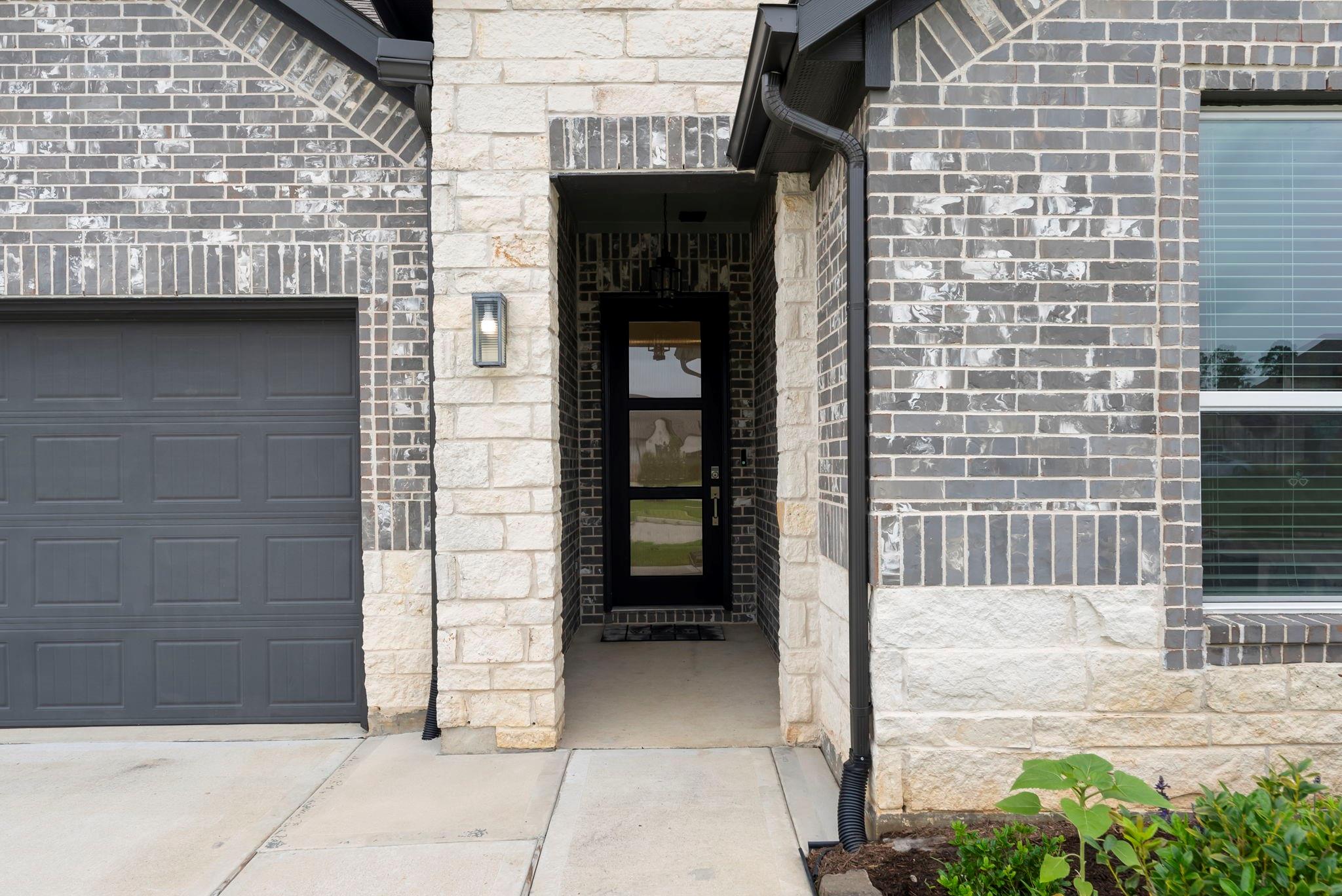 15220 Tattle Creek Ln, Conroe, TX 77384 photo