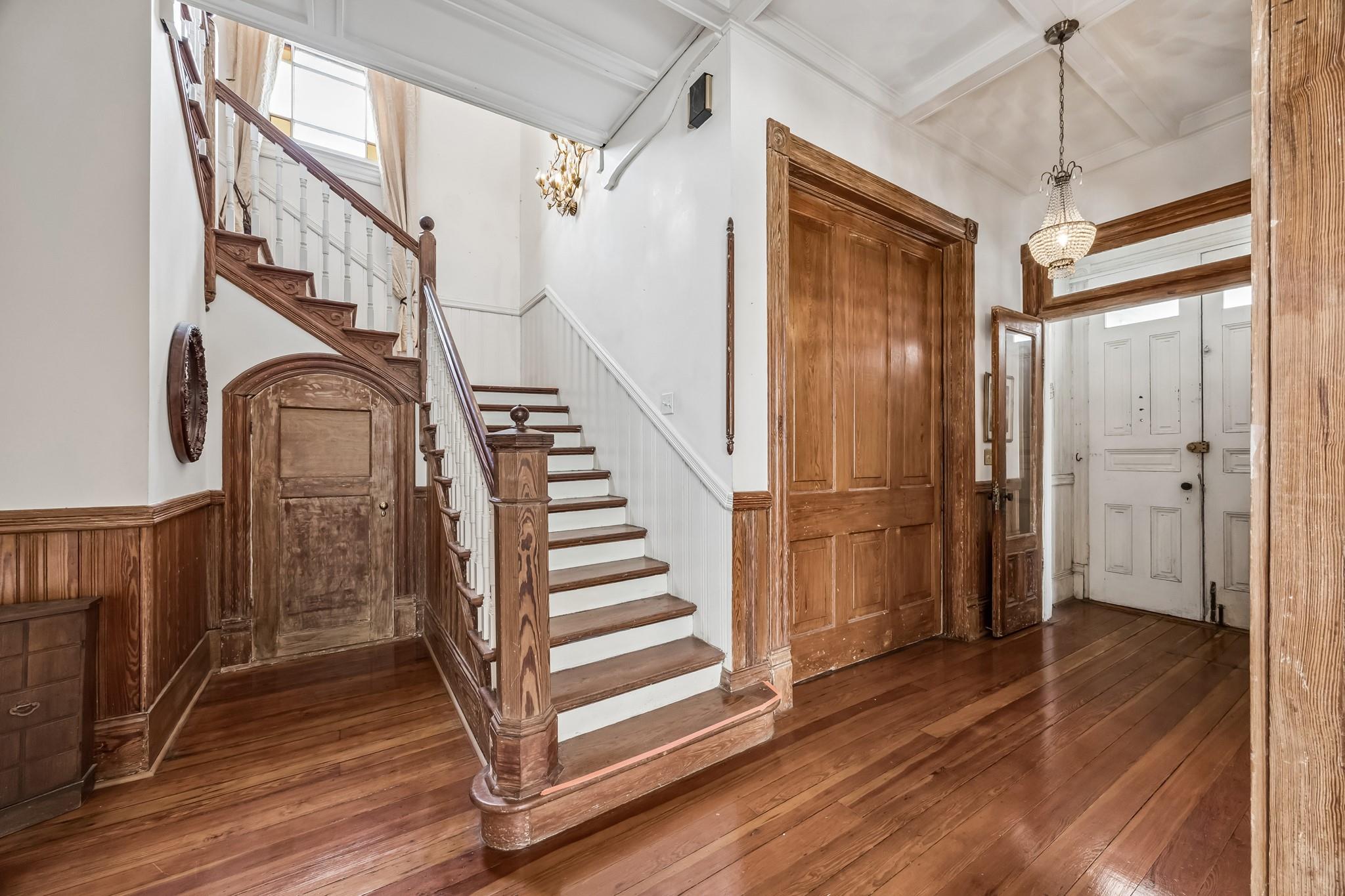 1818 Broadway St, Galveston, TX 77550