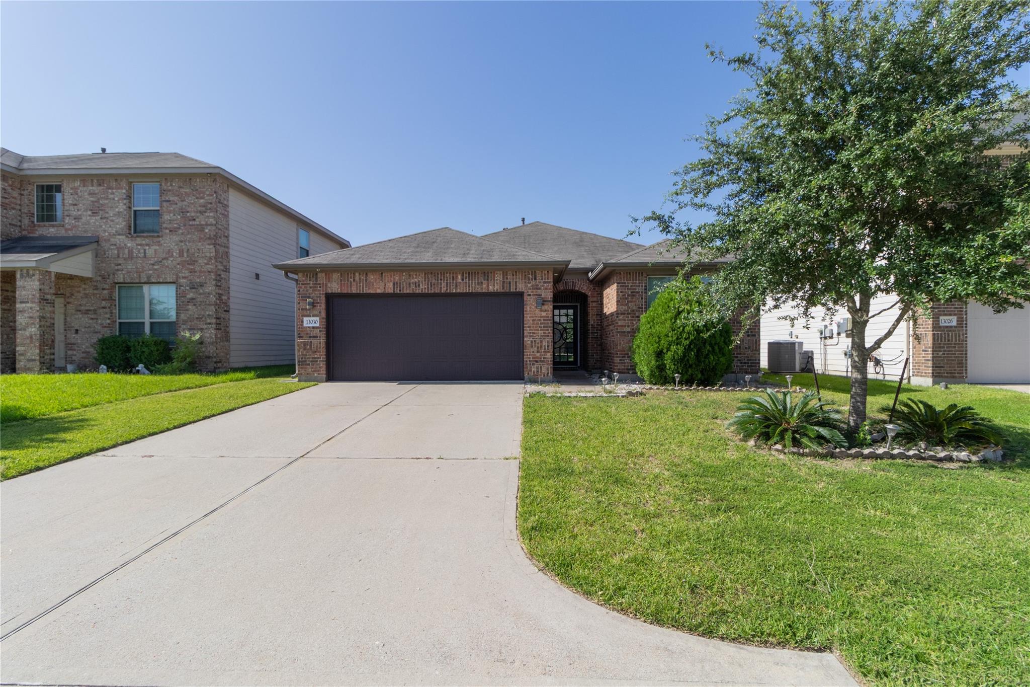 13030 Larriston Ln, Houston, TX 77044 photo