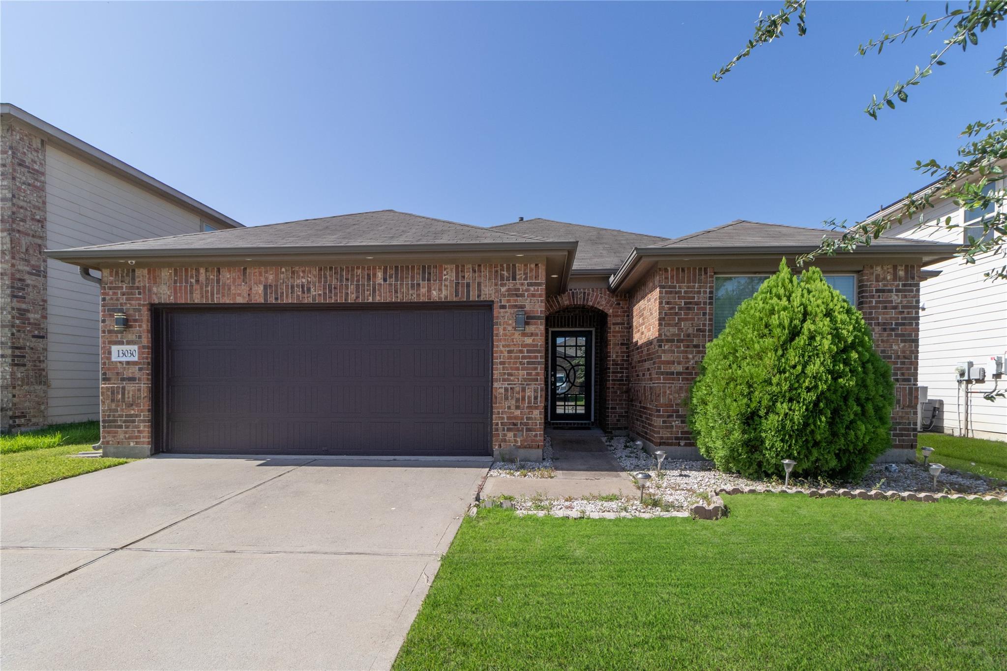 13030 Larriston Ln, Houston, TX 77044 photo
