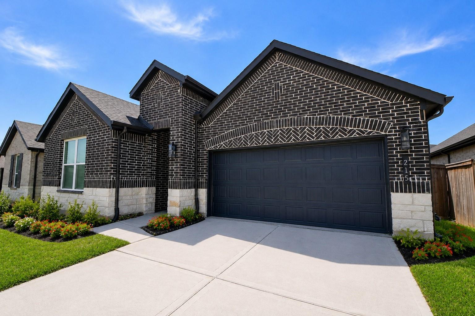 215 Springfield Terrace Ct, Conroe, TX 77304 photo