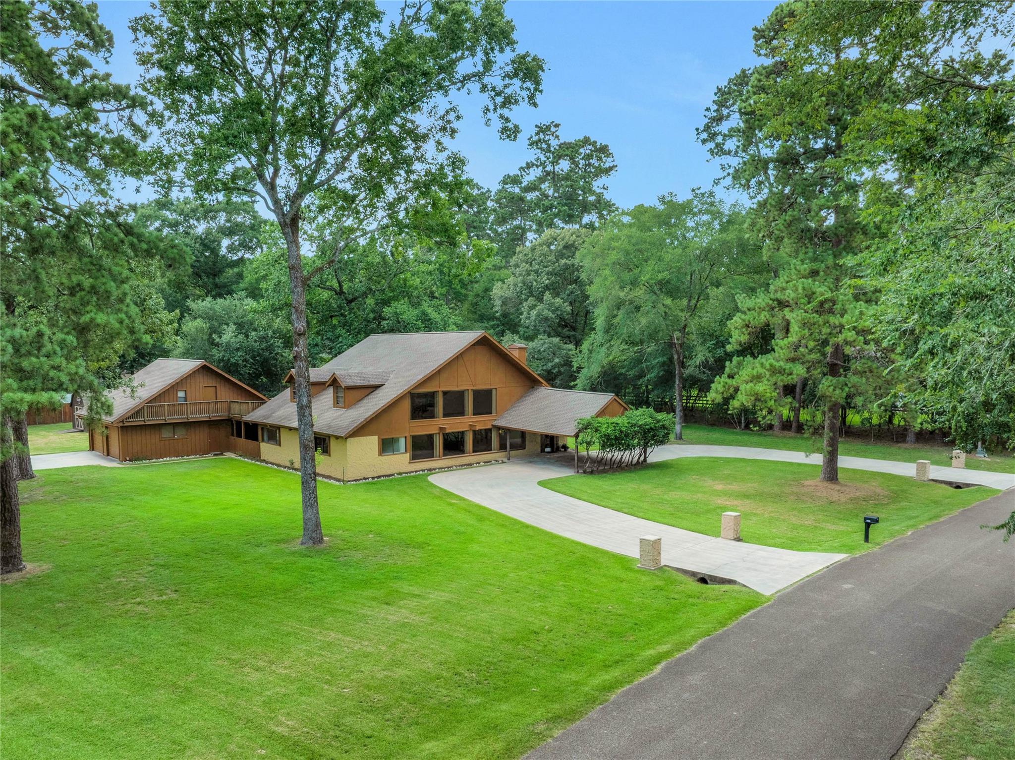 15418 Willis Way, Conroe, TX 77384