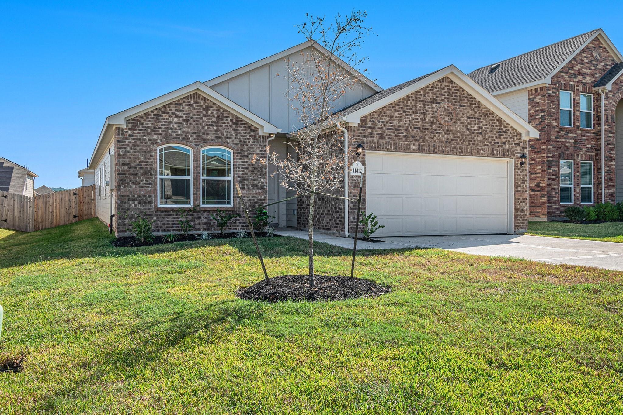 11412 Natalia Ln, Willis, TX 77318